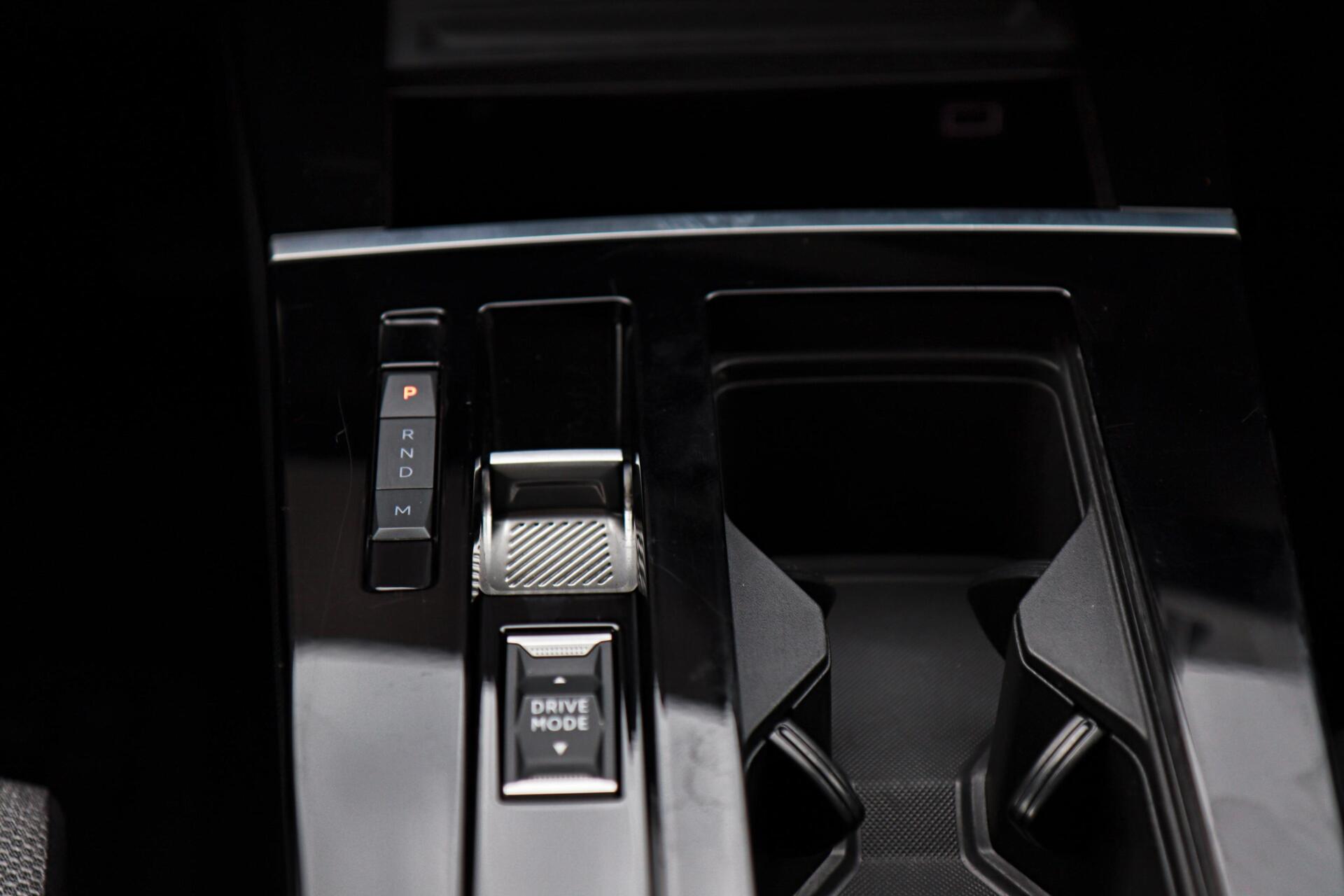 47407961-13.jpg